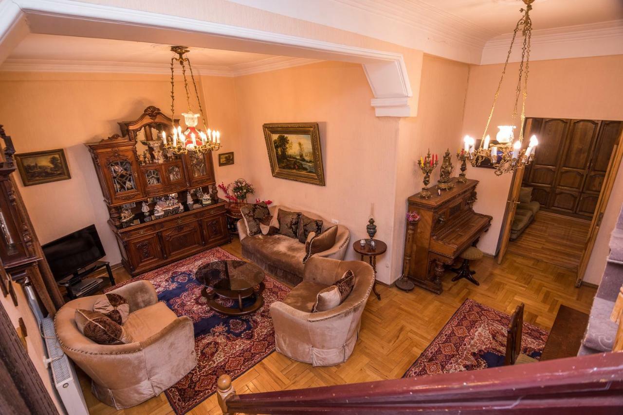 Lia'S Guest House Tbilisi Exterior photo
