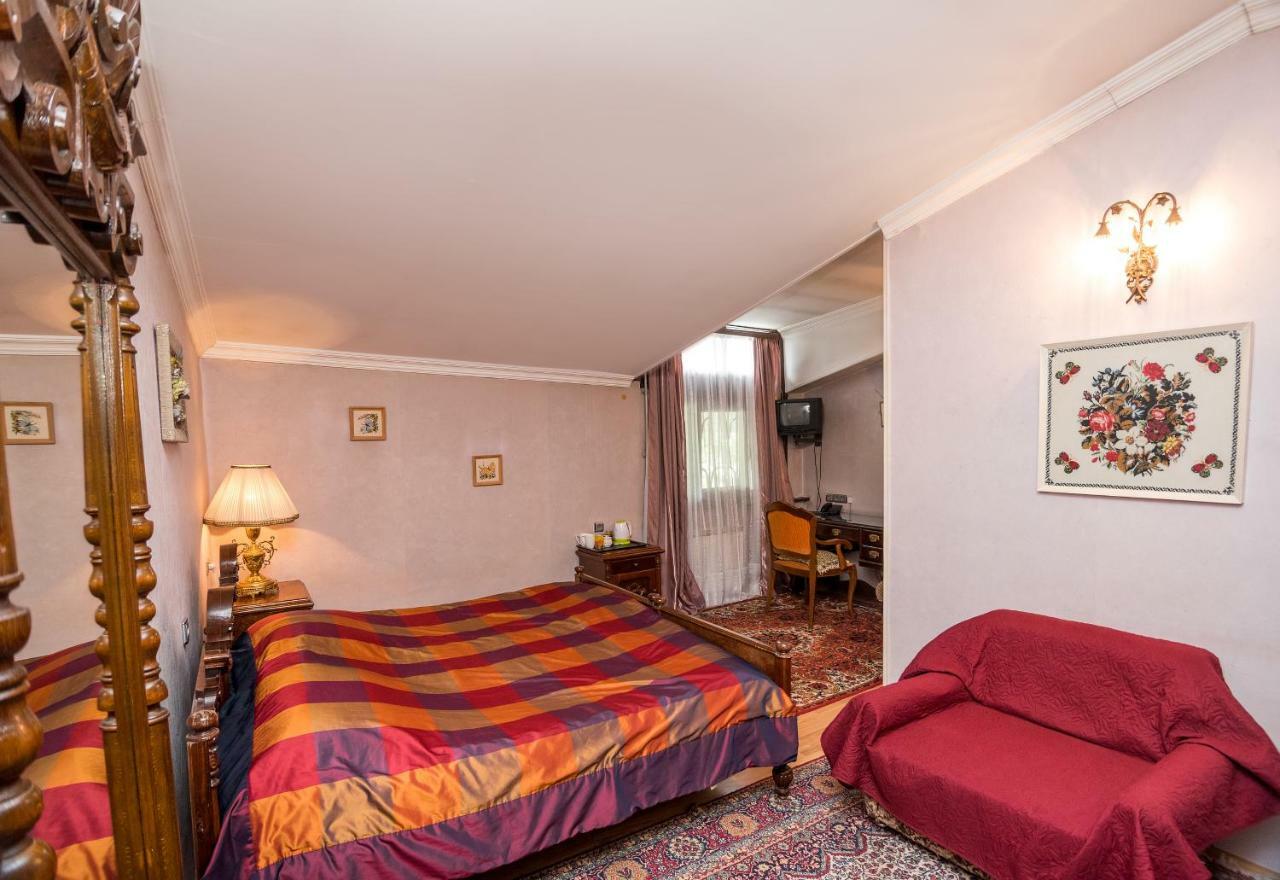 Lia'S Guest House Tbilisi Exterior photo