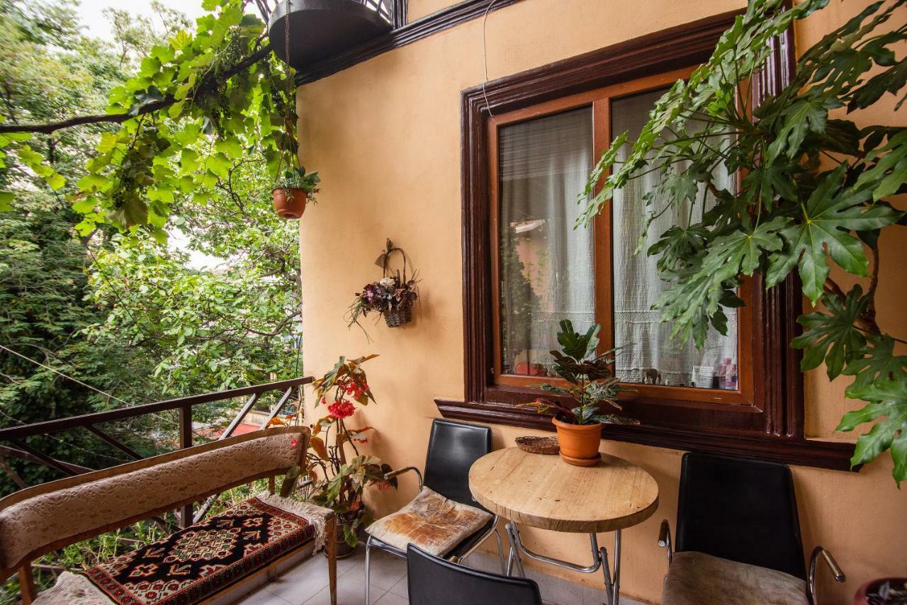 Lia'S Guest House Tbilisi Exterior photo